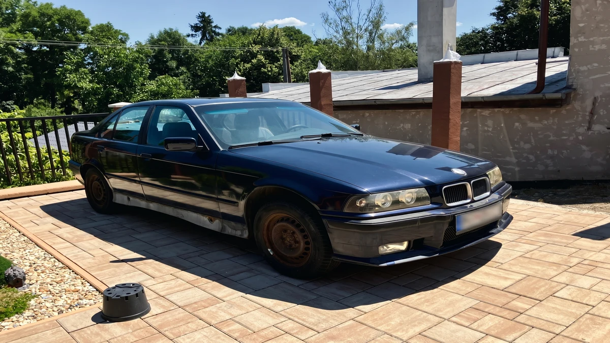 1994 BMW E36 316i Sedan — as acquired